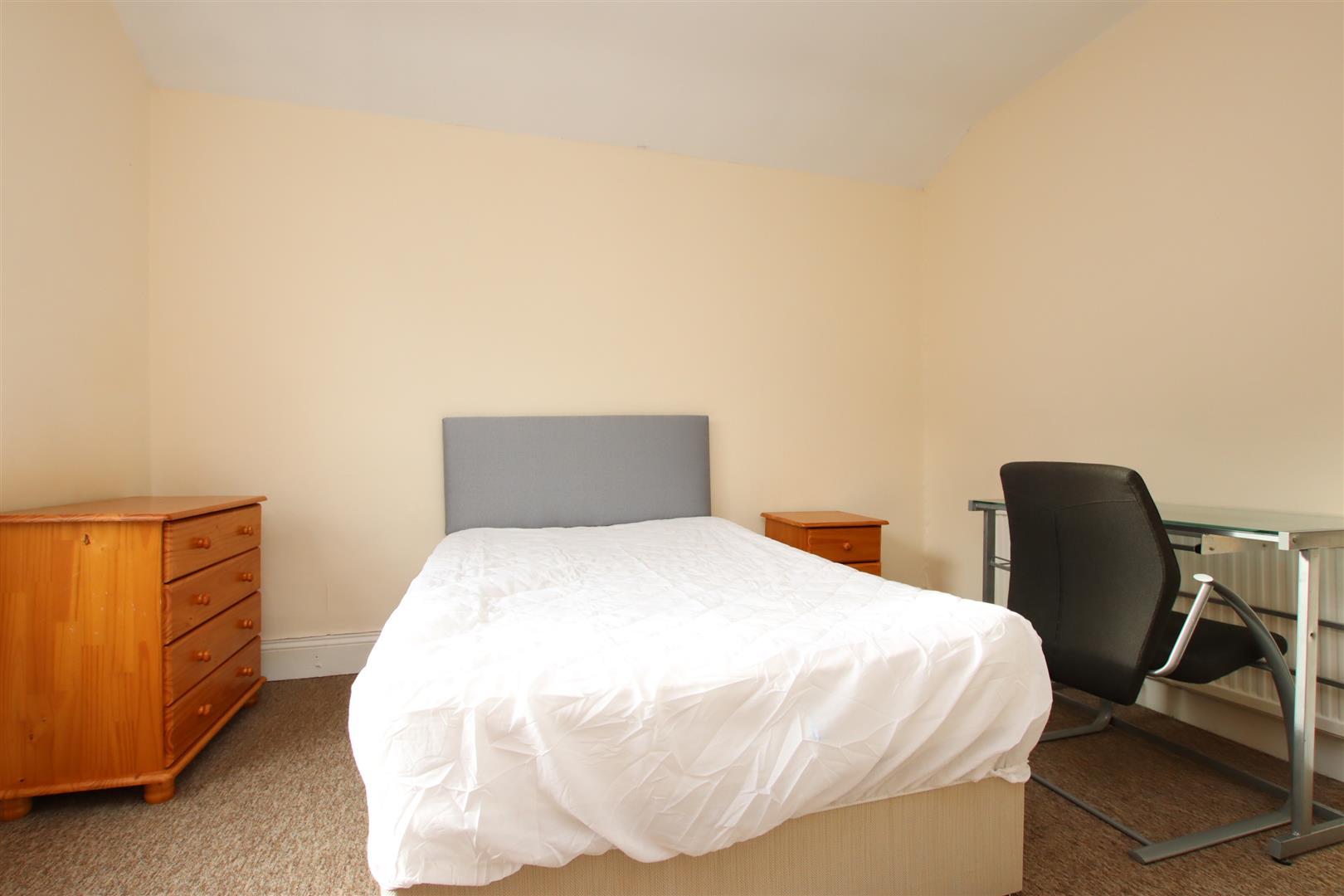Belmont Road, St. Andrews, Bristol, BS6